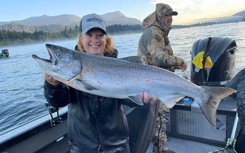 Columbia River salmon fishing